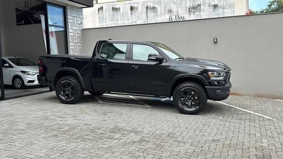 RAM 1500 5.7 V8 GASOLINA REBEL CD 4X4 AUTOMÁTICO